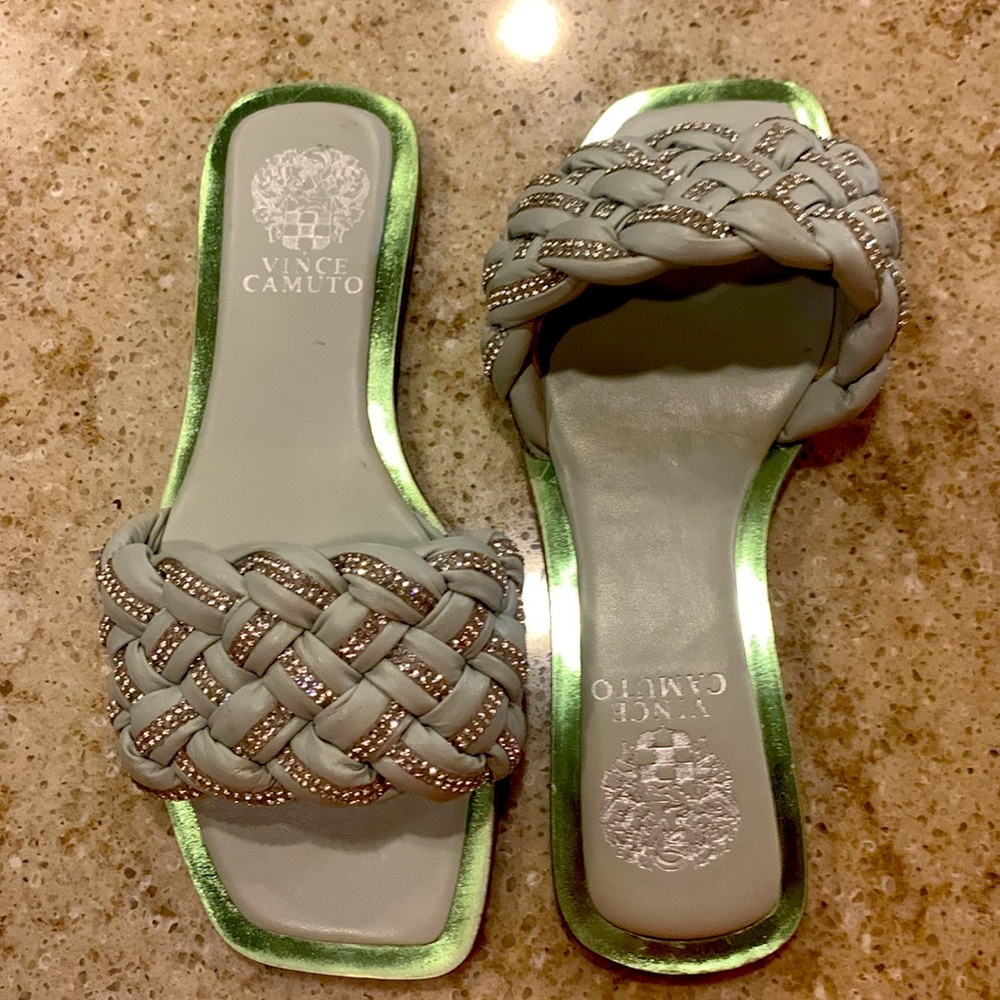 NWOT Vince Camuto Belmiya Metallic Beaded Braided Sandal Size 8.5